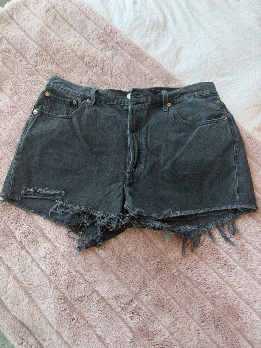 Levi's 501 Black Denim Cutoff Jean Shorts - 34w